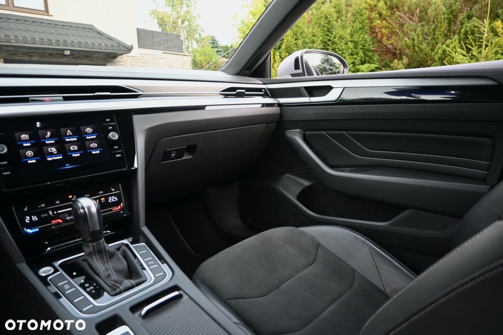 Volkswagen Arteon Shooting Brake 2.0 TDI SCR DSG R-Line - 18