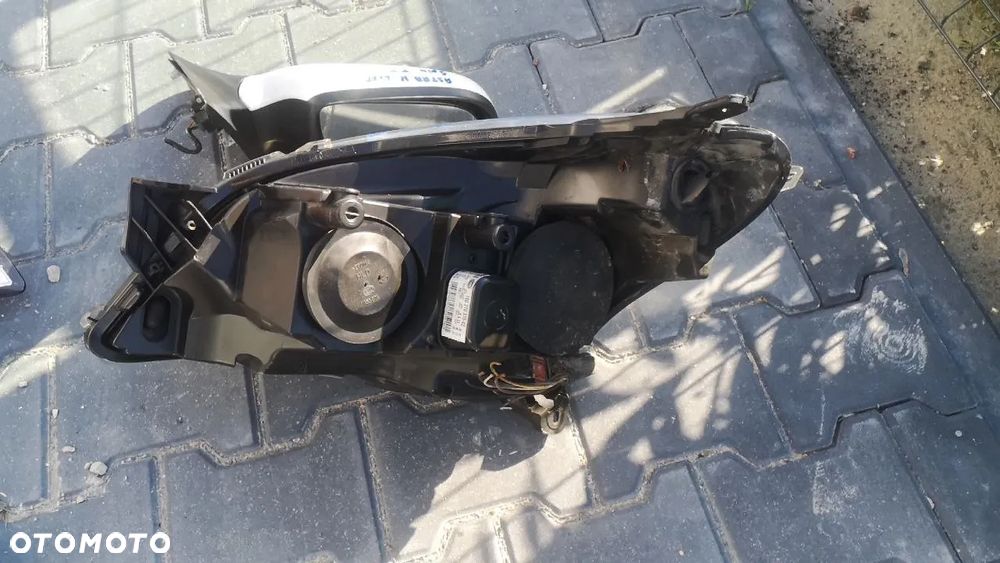 OPEL ASTRA H LIFT ZDERZAK / LAMPY / REFLEKTORY / LUSTERKA / ATRAPA KOD LAKIERU: Y474 - 5
