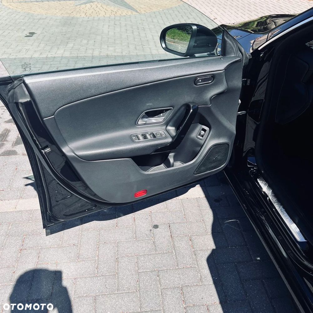 Mercedes-Benz CLA - 8