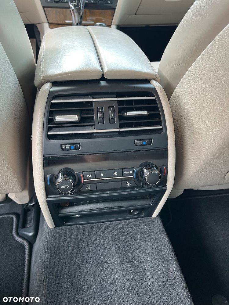 BMW Seria 7 740d - 9