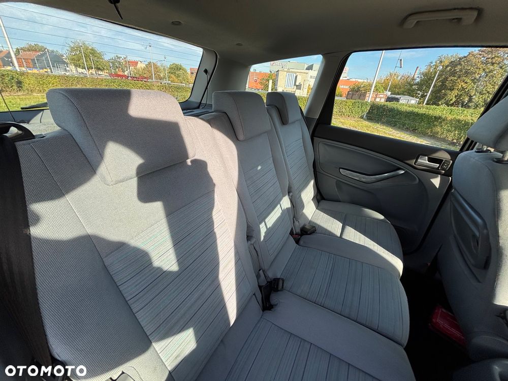 Ford C-MAX - 13