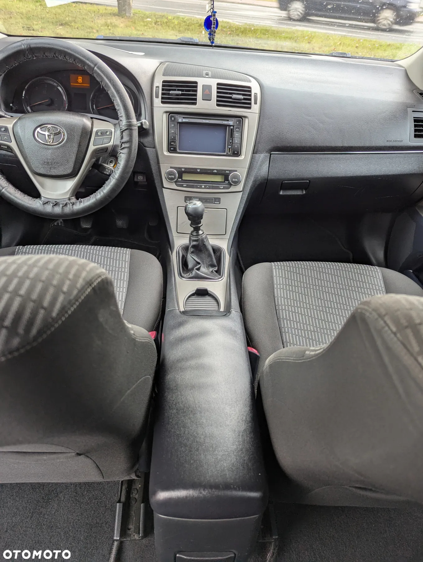 Toyota Avensis - 15
