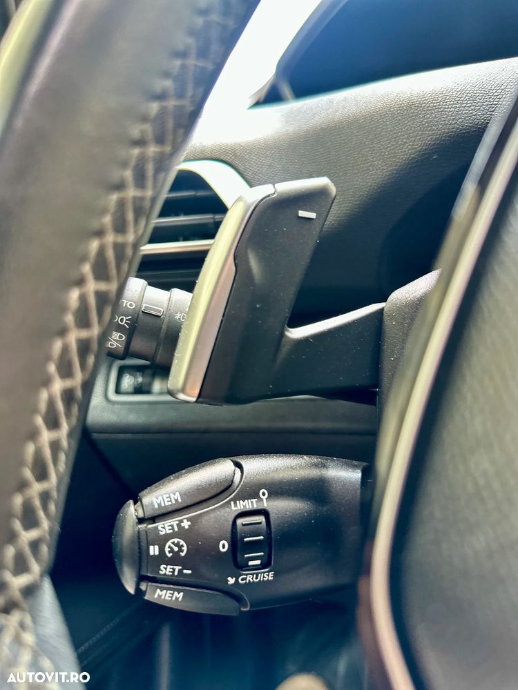 Peugeot 3008 - 19