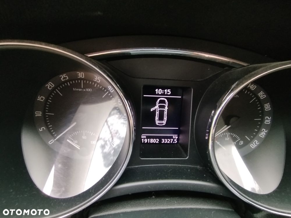 Skoda Superb 1.6 TDI GreenLine - 10