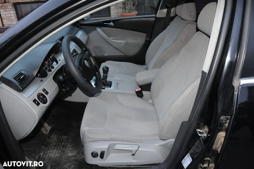 Volkswagen Passat - 5