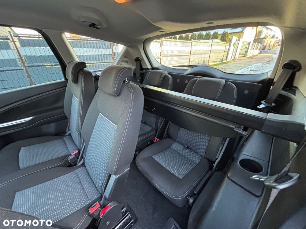 Ford S-Max 2.0 TDCi DPF Champions Edition - 19