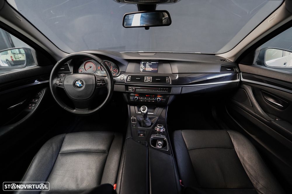 BMW 520 d EfficientDynamics - 16