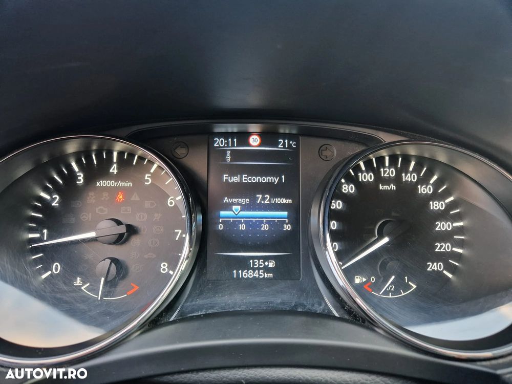 Nissan Qashqai 1.2 DIG-T ACENTA - 8