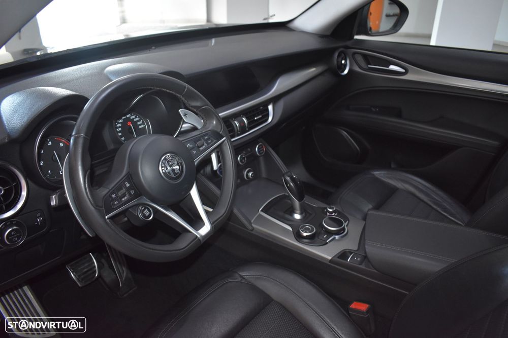 Alfa Romeo Stelvio 2.2 D Super AT8 Q4 - 23