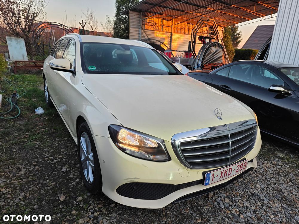 Mercedes-Benz Klasa E - 13