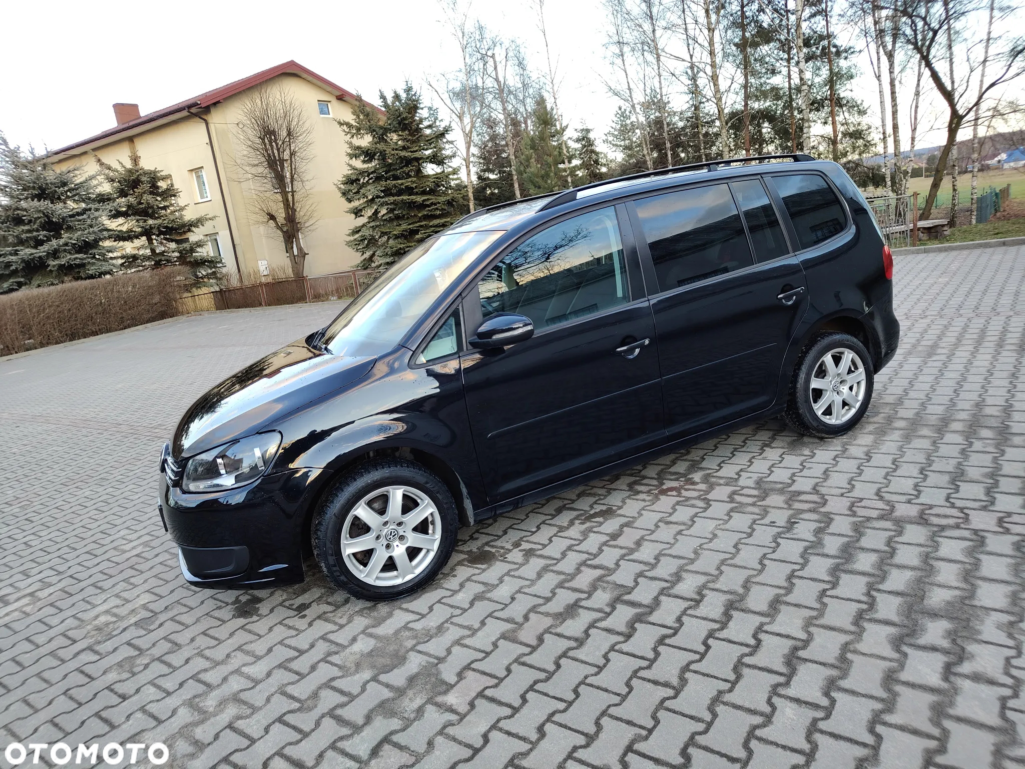Volkswagen Touran 2.0 TDI DPF Comfortline Perfectline - 3