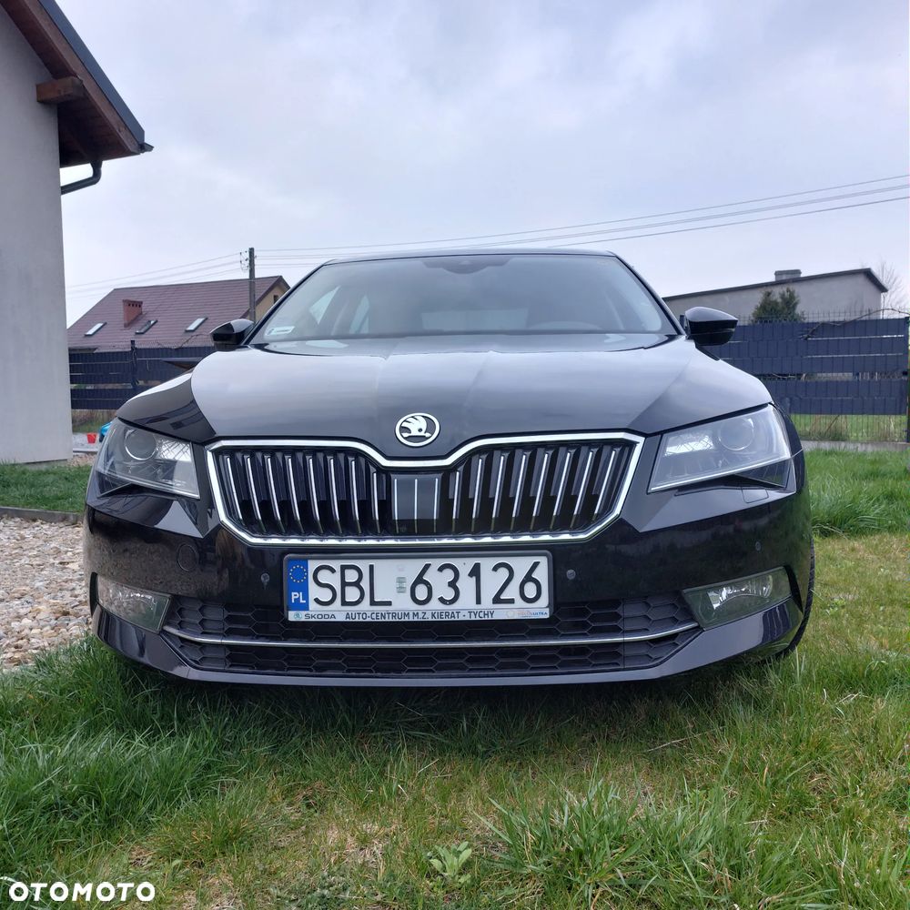 Skoda Superb 2.0 TDI L&K DSG - 1