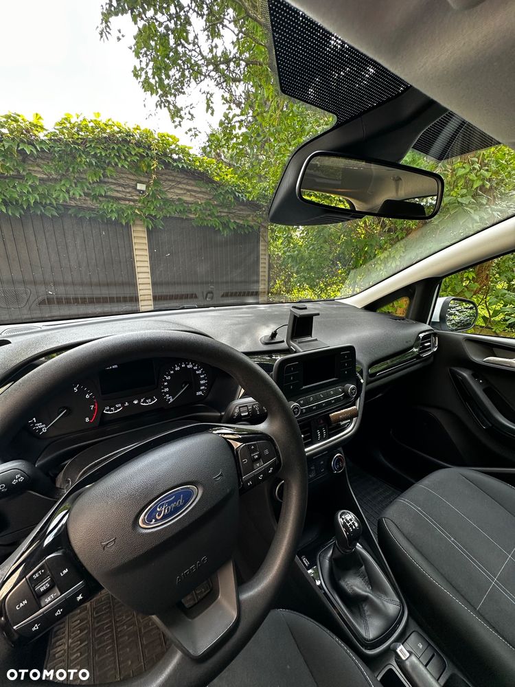 Ford Fiesta 1.1 Trend - 13