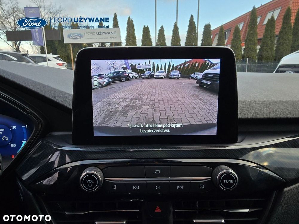 Ford Kuga - 19
