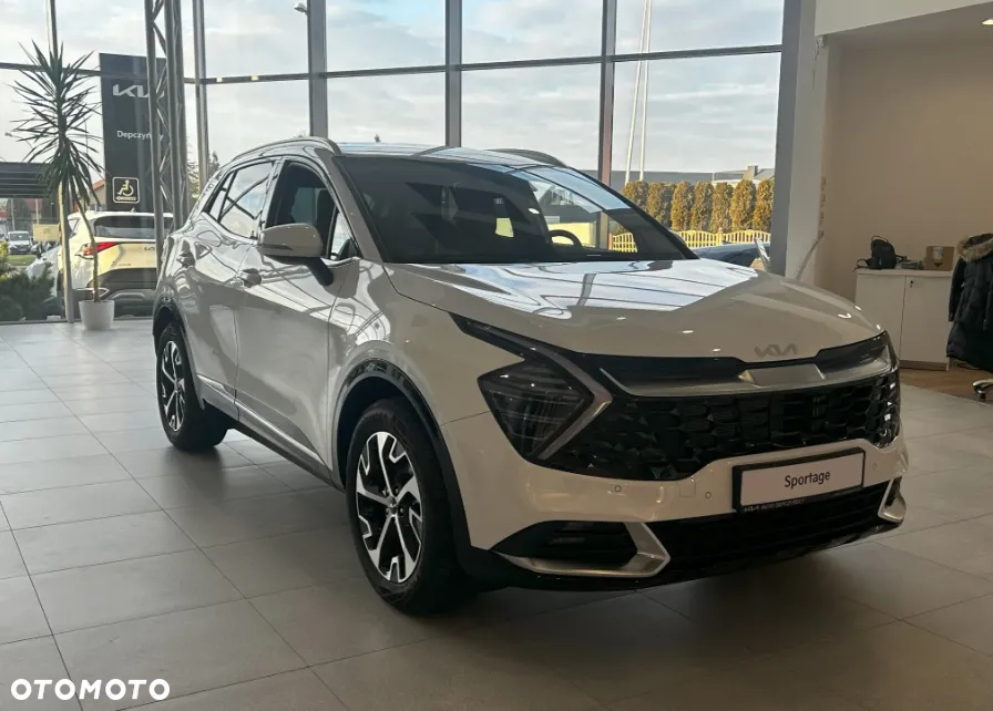 Kia Sportage 1.6 T-GDI HEV Business Line 2WD - 2