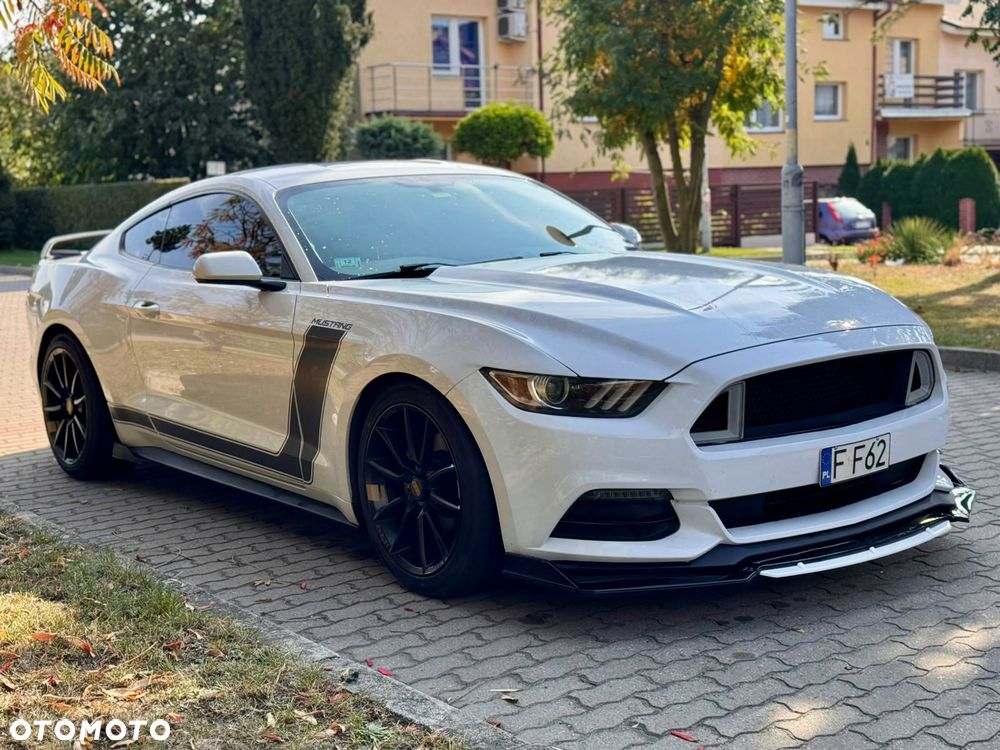 Ford Mustang - 11