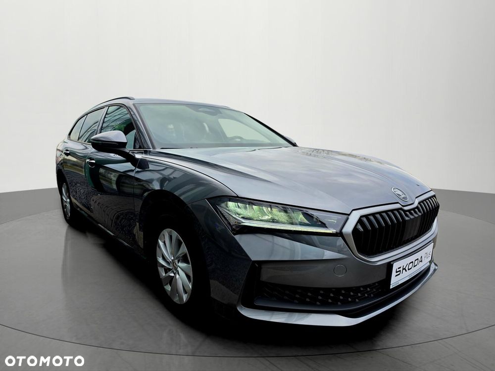 Skoda Superb 2.0 TDI SCR Essence DSG - 8