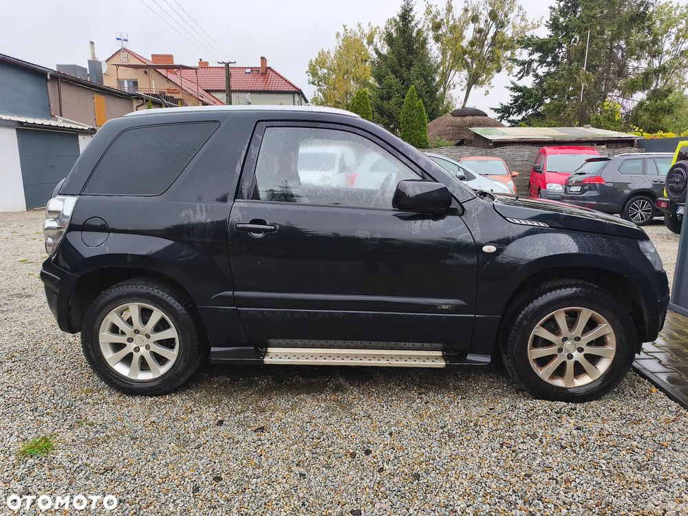 Suzuki Grand Vitara 1.6 Black&White - 5