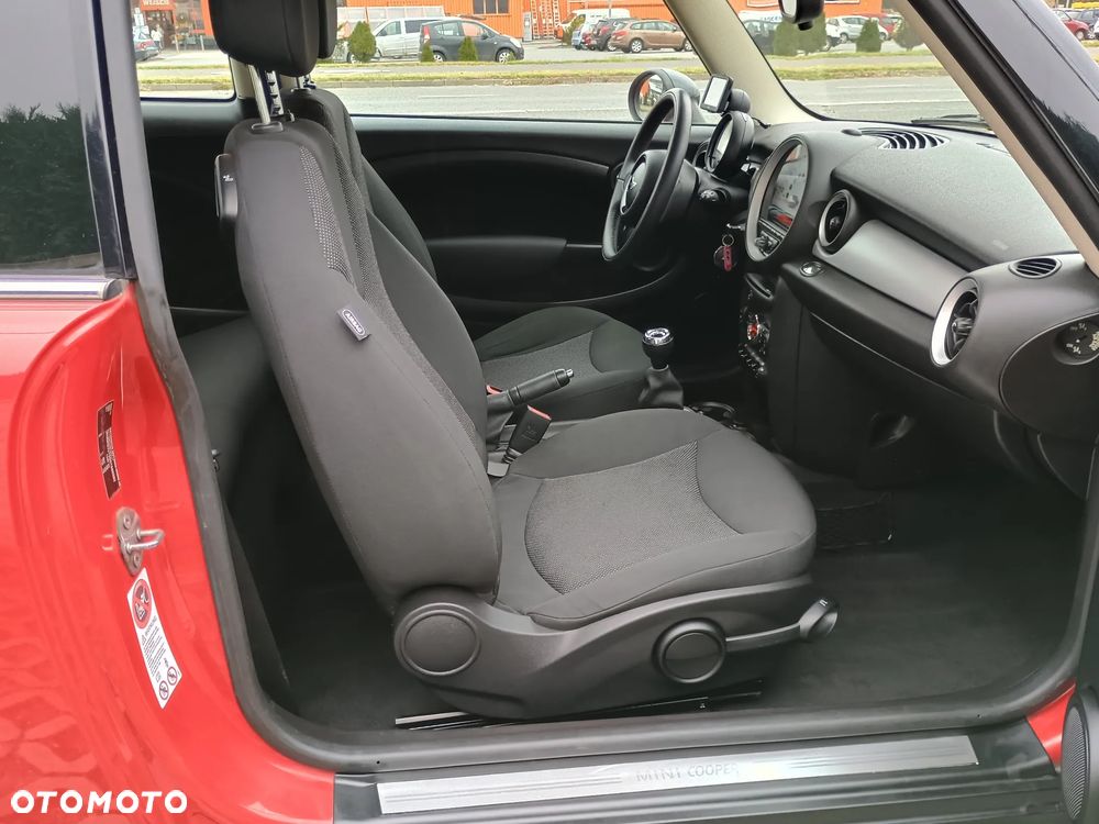 MINI Cooper Standard - 8