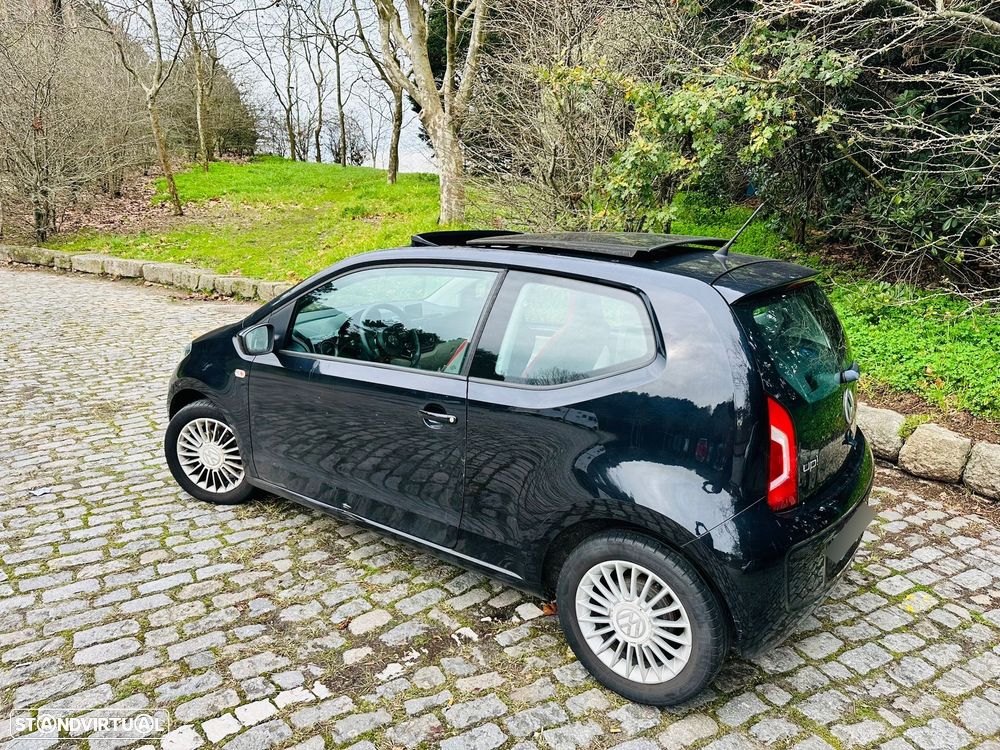 VW Up! 1.0 High Auto - 6