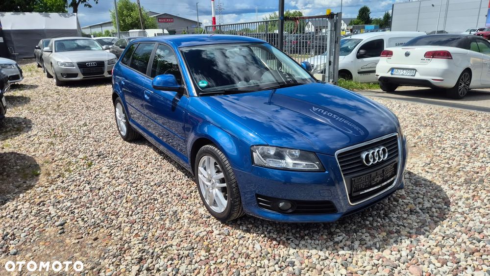 Audi A3 Sportback 1.6 TDI DPF Attraction - 8