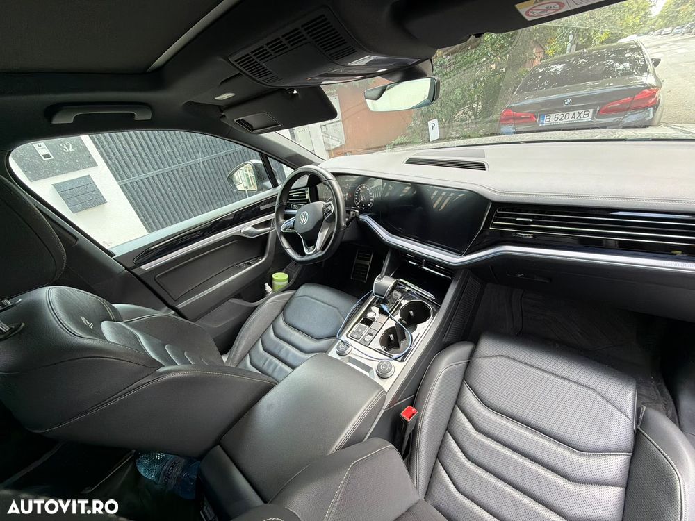 Volkswagen Touareg V6 TDI R-Style - 4