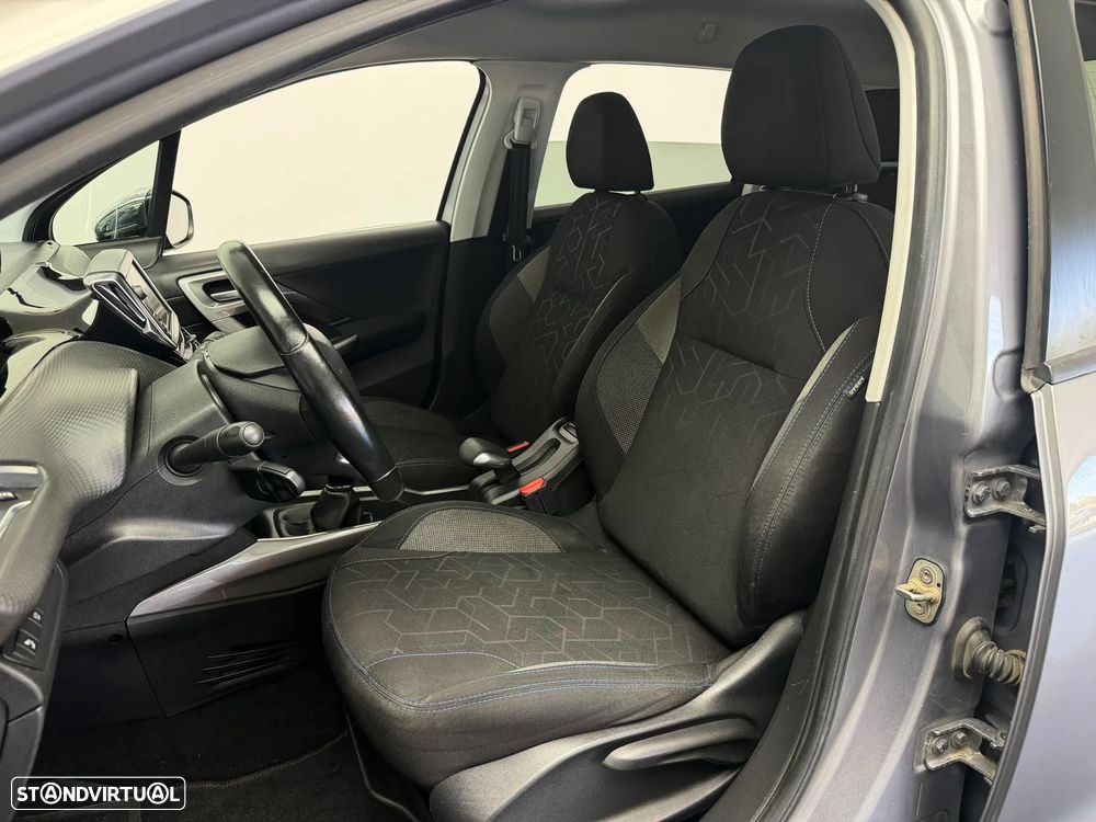 Peugeot 2008 1.2 PureTech Style - 10