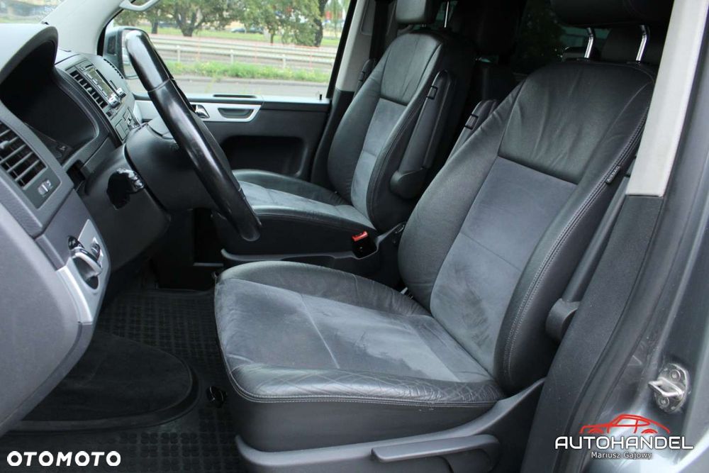 Volkswagen Multivan - 7