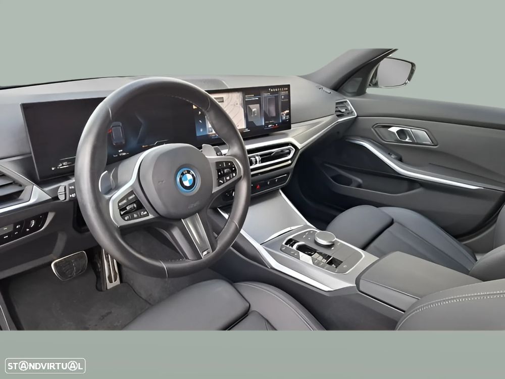 BMW 320 e Pack Desportivo M Auto - 7