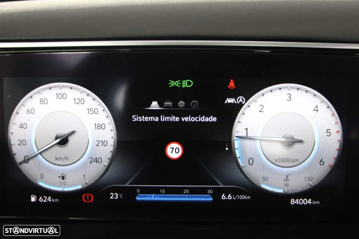 Hyundai Tucson 1.6 CRDi Premium - 8