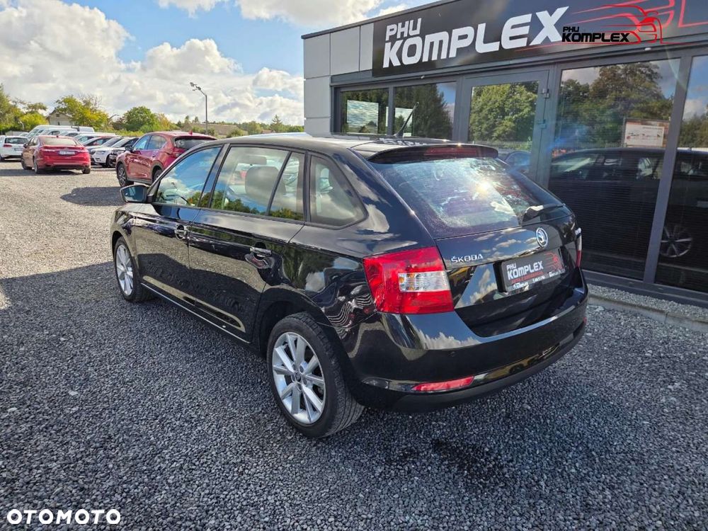Skoda RAPID - 7