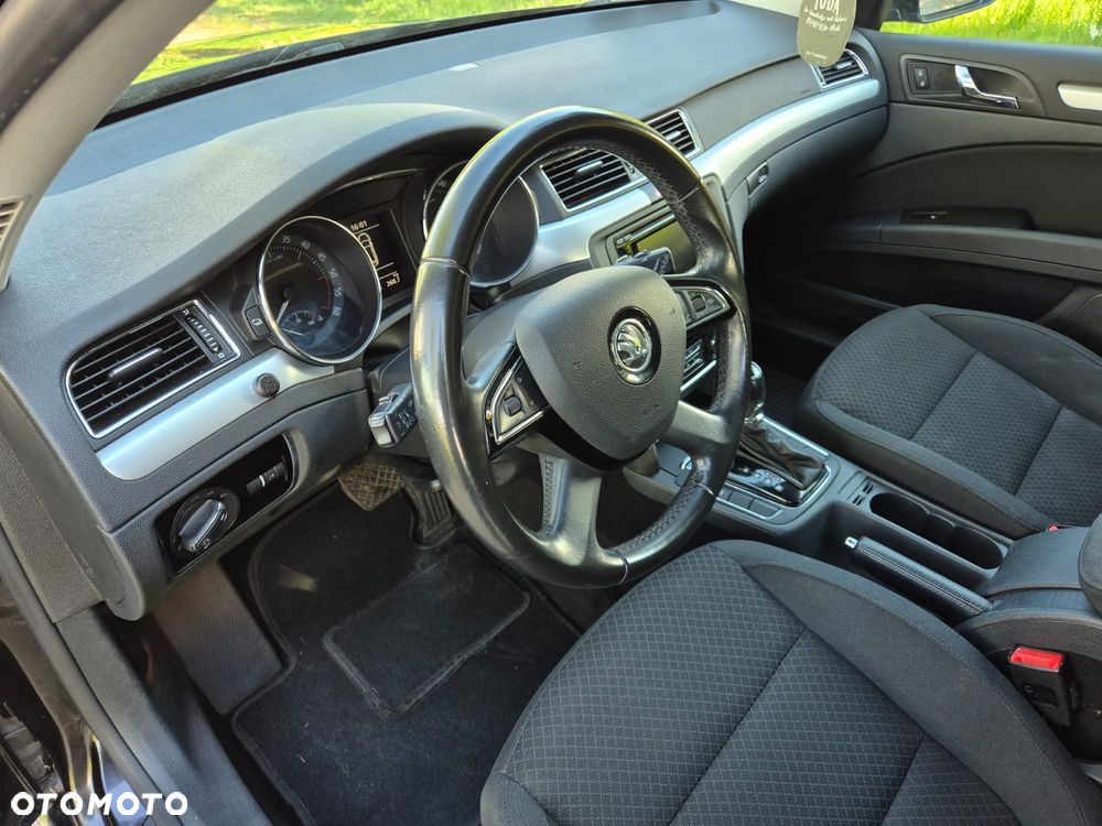Skoda Superb 2.0 TDI Ambition DSG - 12