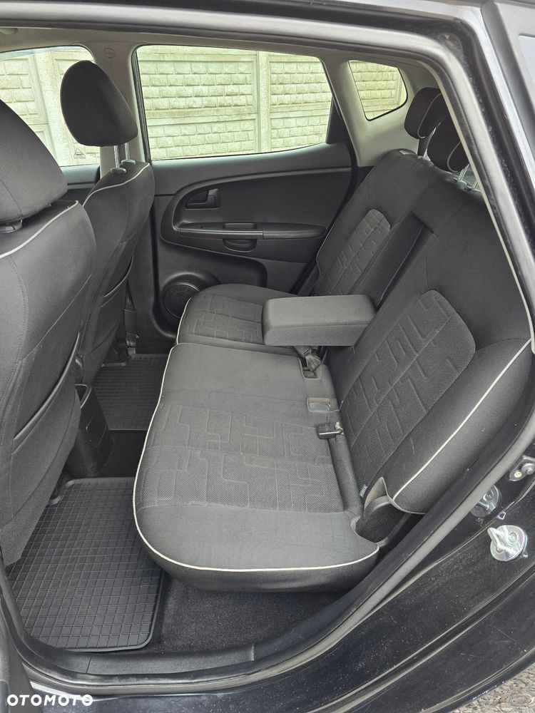 Kia Venga 1.4 CVVT Attract - 12
