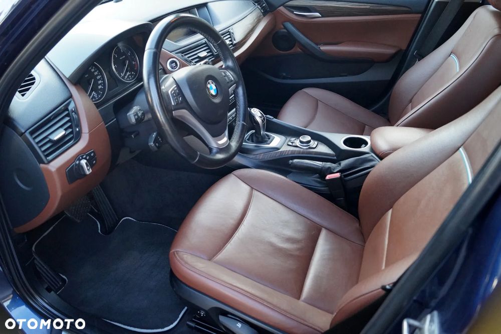 BMW X1 xDrive25d xLine - 23