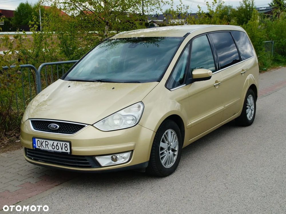 Ford Galaxy 2.0 Ghia - 1