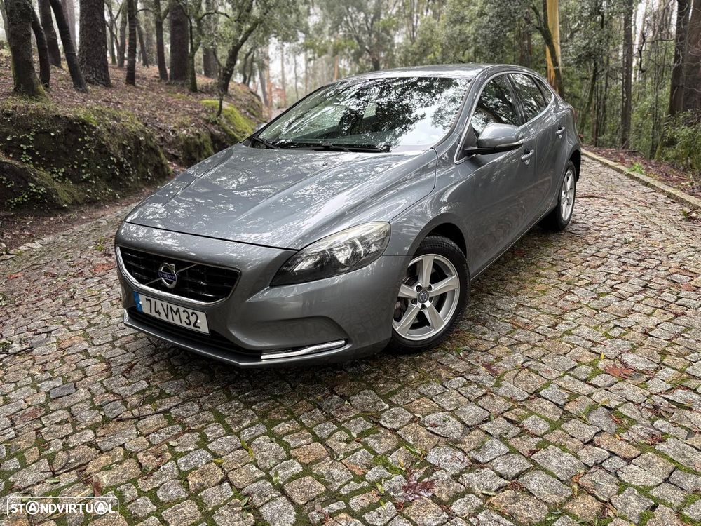 Volvo V40 - 2