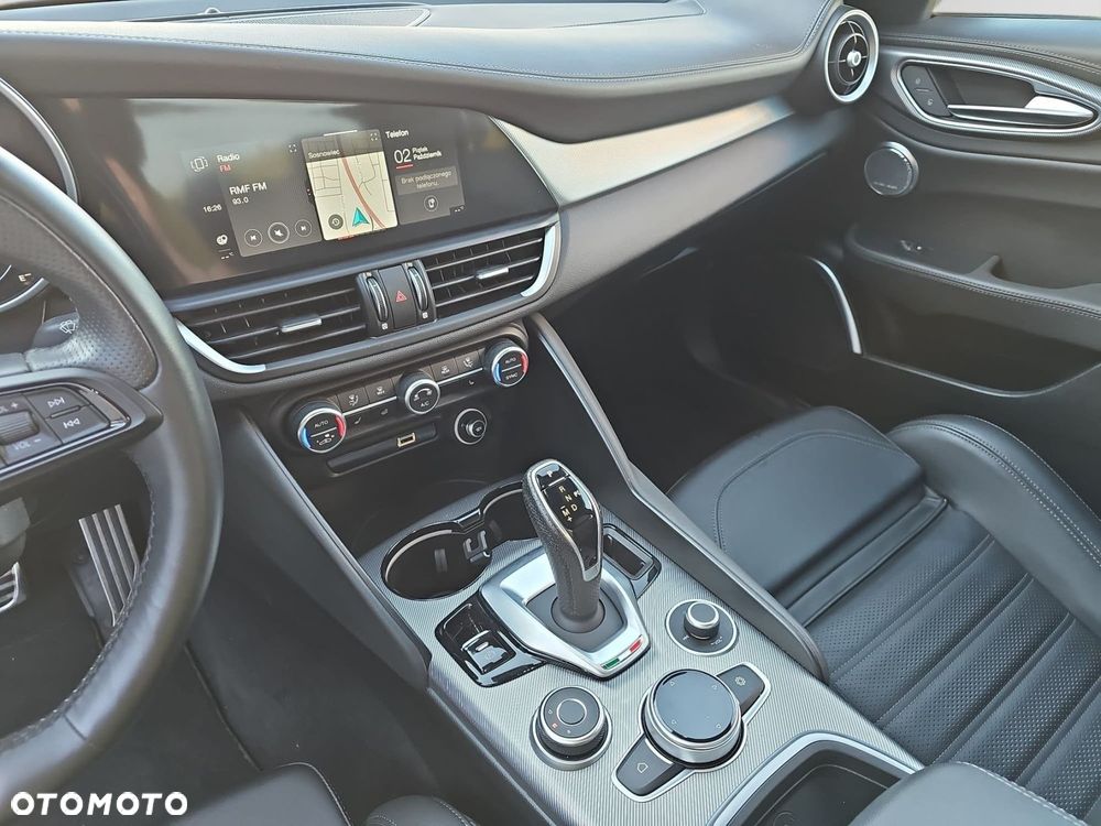 Alfa Romeo Giulia 2.0 Turbo Veloce Q4 - 17
