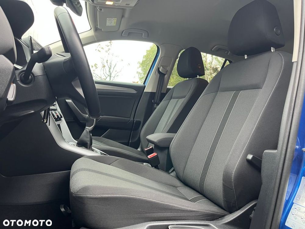 Volkswagen T-Roc - 10