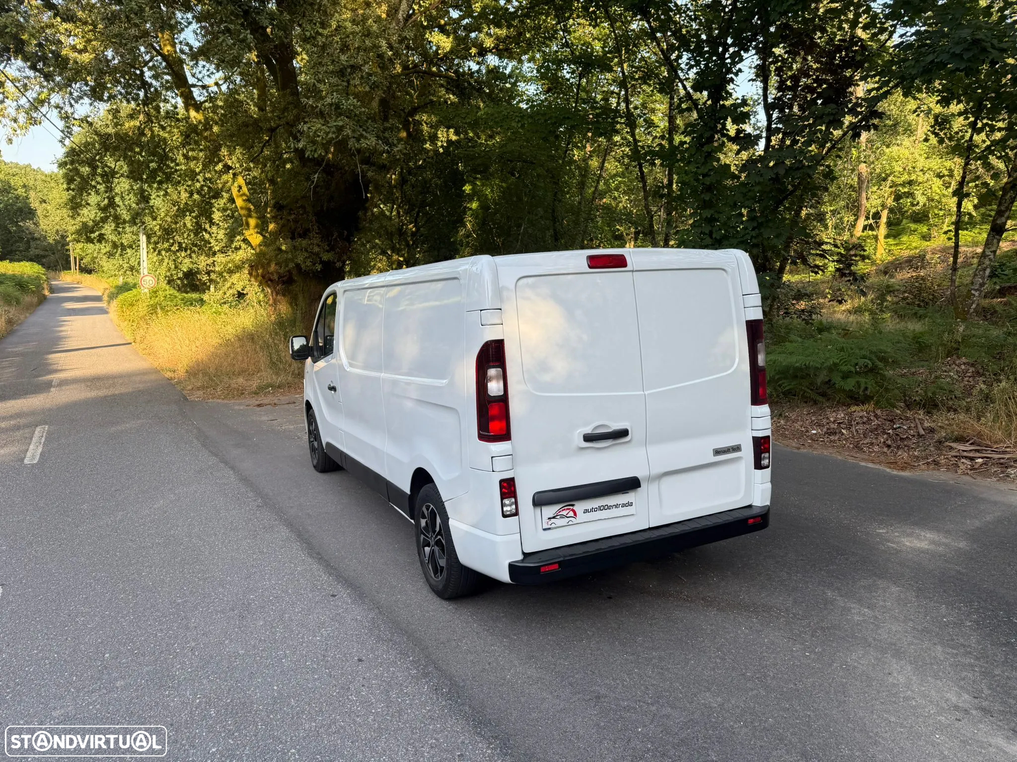 Renault Trafic L2H1 2.0CC DCi 120Cv - 6