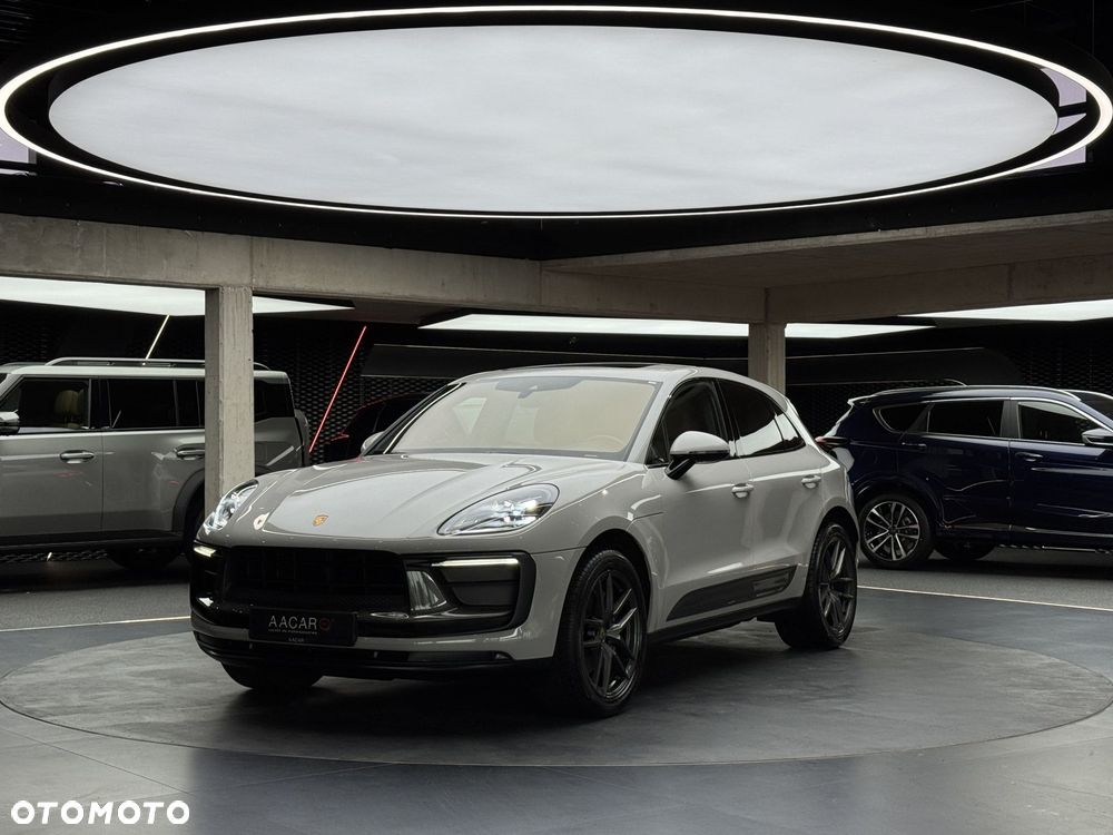 Porsche Macan T - 2