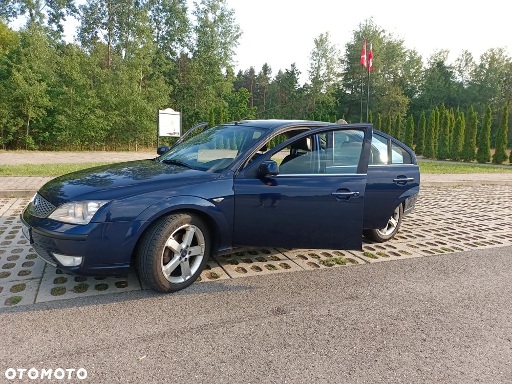 Ford Mondeo - 11