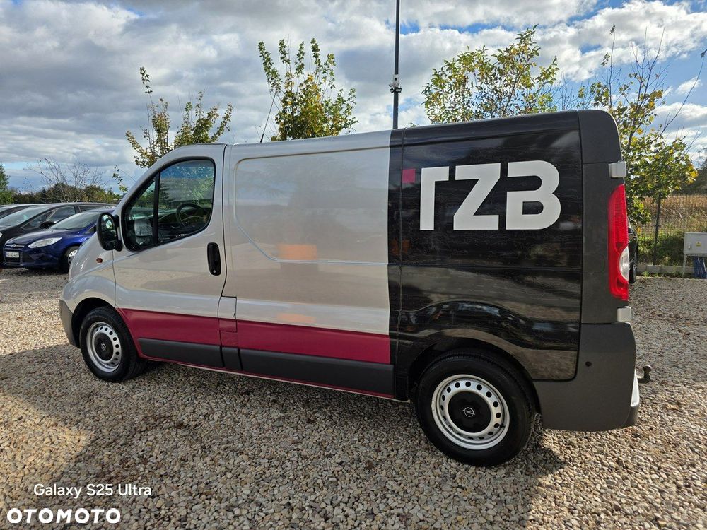 Opel Vivaro - 17