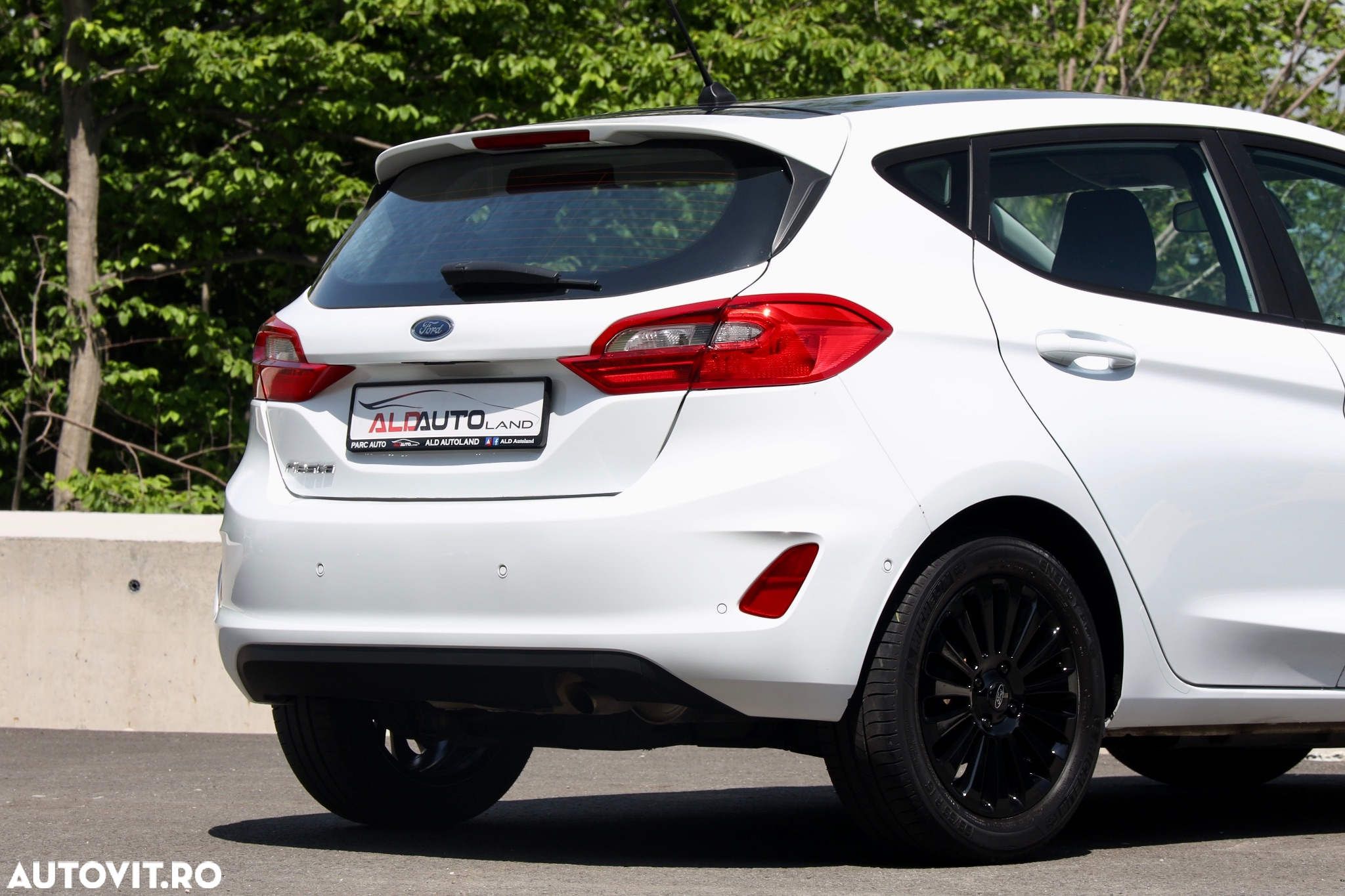 Ford Fiesta 1.0 EcoBoost Powershift Trend - 21