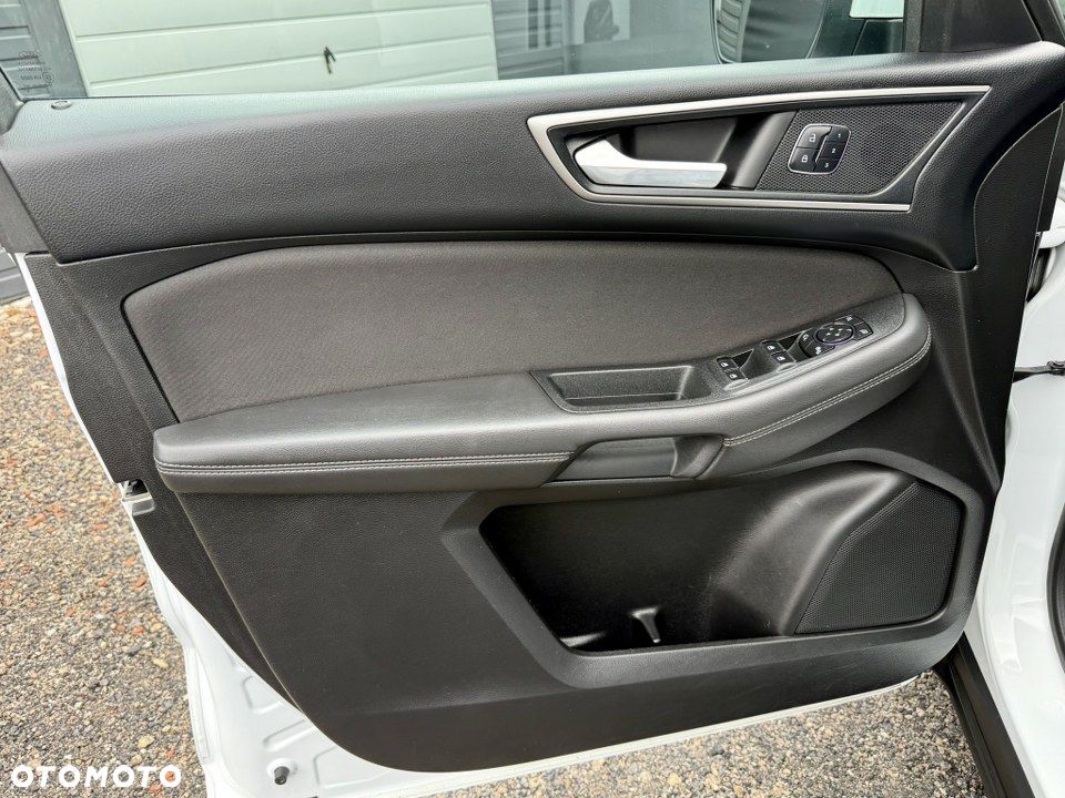 Ford S-Max 2.0 TDCi Titanium - 19