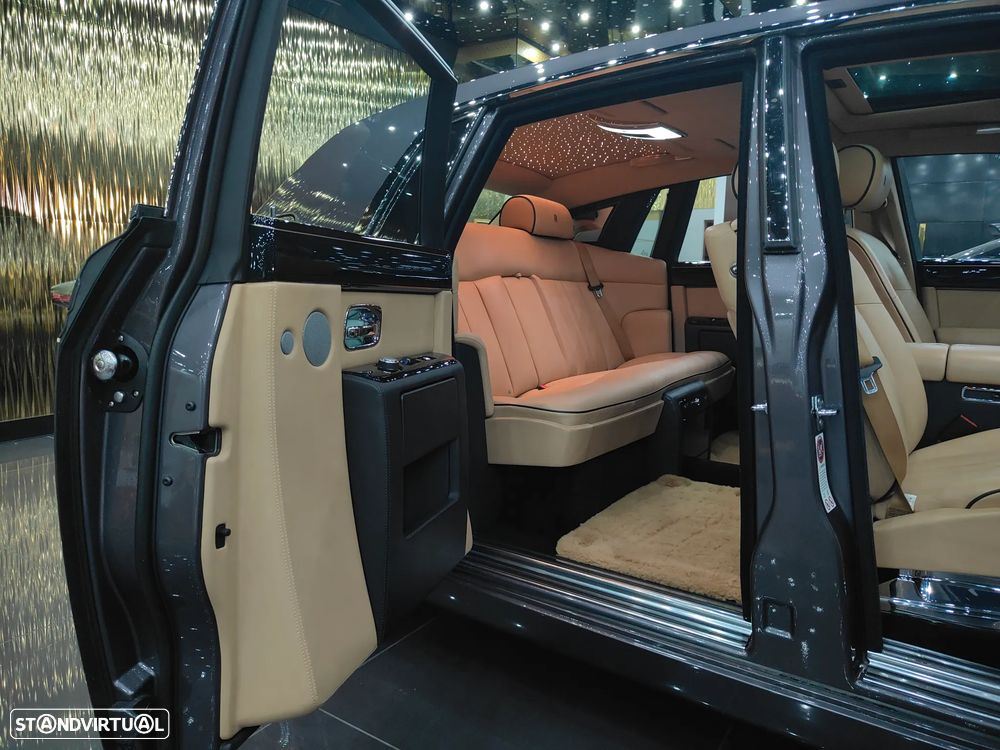 Rolls Royce Phantom 6.8 V12 - 21