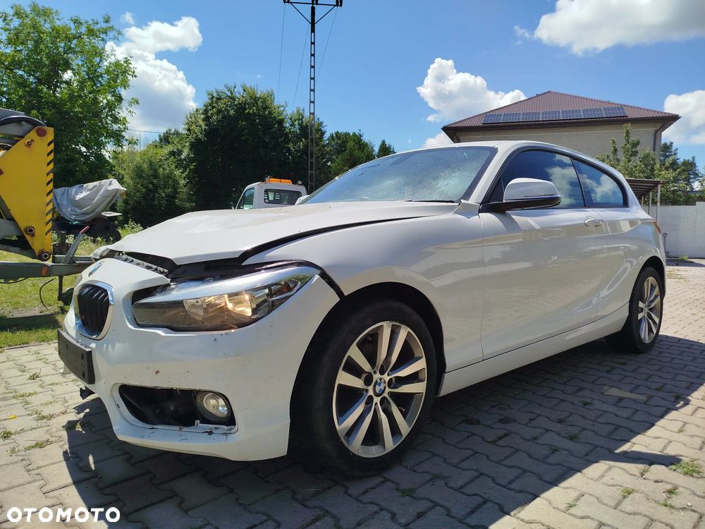 BMW Seria 1 116d Sport Line - 3