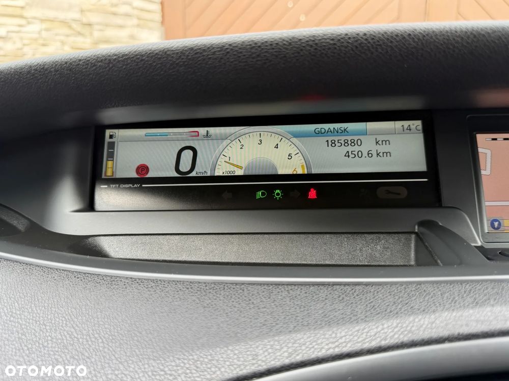 Renault Scenic 1.9 dCi Tech Run - 28