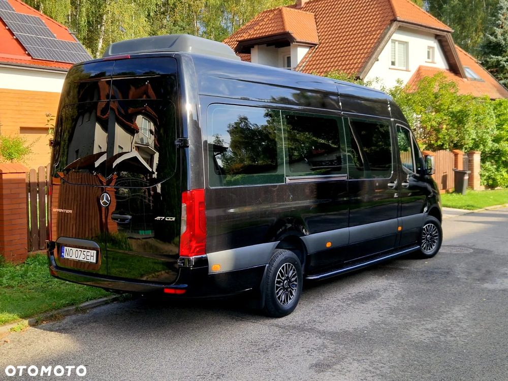 Mercedes-Benz Sprinter - 12