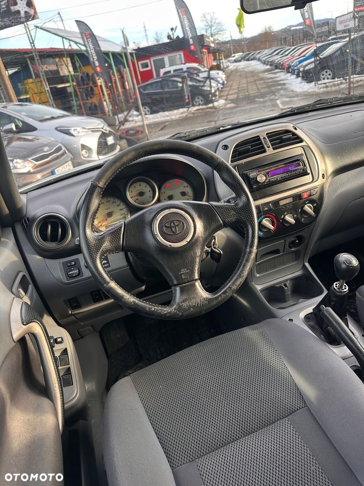 Toyota RAV4 D-4D 4x4 Sol - 8