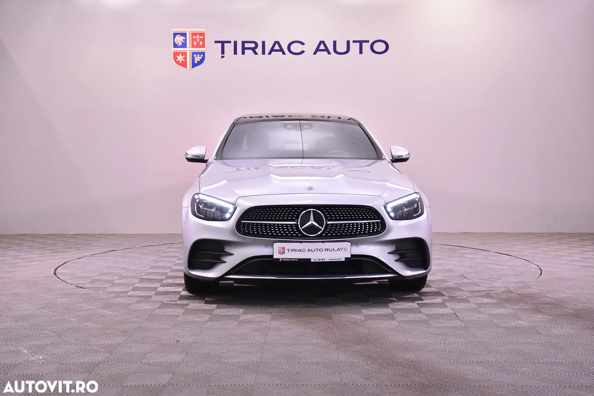 Mercedes-Benz E 350e 9G-TRONIC AMG Line - 8